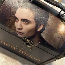 Twilight saga rare Edward trunk