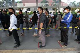 Contoh sebut harga projek tempat cuci kereta. Mengintip Budaya Antre Di Tengah Pandemi Corona Halaman All Kompas Com