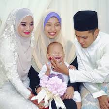 Imam muda najdi is the author of #selamatmalammh370 (3.44 avg rating, 9 ratings, 3 reviews, published 2014). Imam Muda Najdi Kongsi Kisah Cinta Bersama Isteri Kepada Peminat Munsyeed