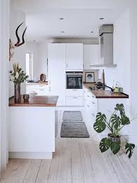 We did not find results for: Ich Mag Den Stil Mit Details Wie Geweih Und Kombination Aus Weiss Holz Und Natur Grun Kitchen Design Small Kitchen Remodel Small Scandinavian Kitchen Design