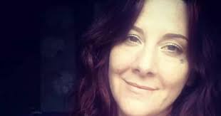 Renton mum secures her first art exhibition after only recently discovering  her amazing talent