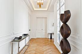 Voir plus d'idées sur le thème design contemporain, design, mobilier de salon. Visite Privee D Un Appartement Haussmannien De 250 M2 Renove Dans La Tradition