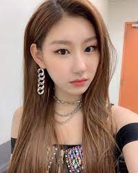 Here's what she had to say about it. Itzy France Auf Twitter Itztagram 05 02 2020 Noir Blanc Bordeaux La Chaeryeong De Decembre Chaeryeong ì±„ë ¹ Itzy ìžˆì§€ Midzy ë¯¿ì§€ 1 3 Itzy All In Us Itzyofficial Https T Co Shinxbjmgy