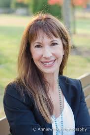 Anniewerks Photography added a...