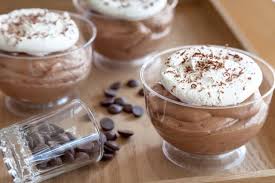 Recette Mousse Au Chocolat Rapide Et Delicieuse En Video Recette Mousse Au Chocolat Rapide Recette Mousse Au Chocolat Mousse Au Chocolat