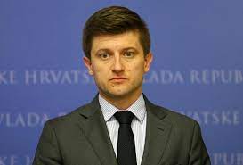 Croatian finance minister getting his covid 19 vaccination. Croatian Finance Minister S Narrow Vote Win Puts Pressure On Pm Reuters Com