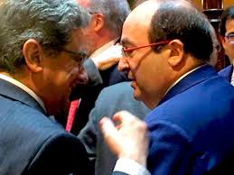 200 juristas defienden la ley frente al independentismo