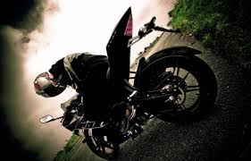 Yamaha r15 version 2.0 at the 2011 yamaha one make race. R15 Stunts Hd Wallpaper Bikes Stunts Wallpapers Hd 1080p 1280x800 Wallpaper Teahub Io