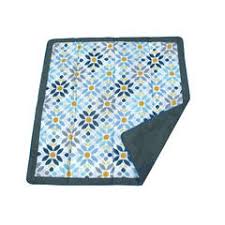 It has a lot of room inside for everything from diapers, wipes, a bottle, blanket and more. Jj Cole 5 X 5 Outdoor Blanket