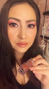 HOLD THE PHONE. 🤳