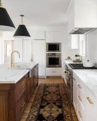 Sally Zwartjes Seattle Colonial Home Fixer Upper In 2020 Classic White Kitchen Kitchen Remodel Kitchen Design