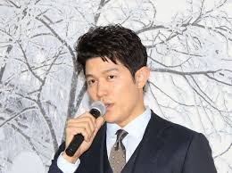 鈴木亮平 30年間獄中で過ごす男演じるため特殊メーク1時間半 榮倉奈々は 息子 竹内涼真 可愛い mantanweb まんたんウェブ 鈴木亮平 俳優 会見