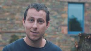 Milchziegenbetrieb In Frankreich Spart Eine Stunde Täglich Mit Dem  Ballenablöser