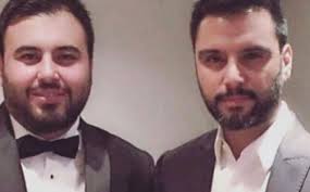 Alişan'ın koronavirüse yakalanan kardeşi selçuk tektaş, geçtiğimiz hafta yoğun bakıma kaldırılmıştı. Alisan In Kardesi Selcuk Tektas Hayatini Kaybetti Tele1