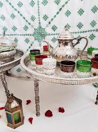 طقم تقديم الشاي المغربي إبريق شاي & صينية فضية اللون : Ø§Ù„Ø´Ø§ÙŠ Ø§Ù„Ù…ØºØ±Ø¨ÙŠ Ø¨Ù…Ø§ ÙŠØ³Ù…Ù‰ ÙÙŠ Ø§Ù„Ù…ØºØ±Ø¨ Ø³ÙŠØ§Ø­Ø© ÙˆØ³ÙØ± ÙˆØ±Ø­Ù„Ø§Øª Facebook