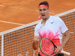 View the full player profile, include bio, stats and results for lorenzo sonego. Sonego Vince L Atp 250 Sardegna Open Battuto Djere In Tre Set Corriere It