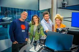 Xavier met benedikte coussement en michaël met sara vandermosten. Radio 1 Stelt Zijn Nieuwe Gezichten Voor Showbizzplaza