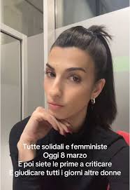 Vi ritrovate ?#festadelladonna #8marzo #mammamakeup