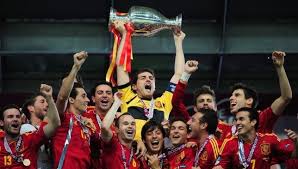 هاي كورة _ قام النجم الشاب بيدري بالتعليق على تعادل منتخب بلاده إسبانيا سلبيًا بدون أهداف ليلة أمس مع ضيفه منتخب البرتغال في إطار مباراة ودية تحضيرًا لبطولة كأس أمم أوروبا. ÙŠÙˆØ±Ùˆ 2016 Ù…Ù†Ø° 8 Ø³Ù†ÙˆØ§Øª Ø§Ù„Ø¥Ø³Ø¨Ø§Ù† ÙŠØ¹ÙŠØ´ÙˆÙ† Ø£ÙˆÙ„ Ø£ÙŠØ§Ù…Ù‡Ù… ÙˆÙ‡Ù… Ù„ÙŠØ³ÙˆØ§ Ø£Ø¨Ø·Ø§Ù„ Ø³Ø¨ÙˆØ±Øª 360