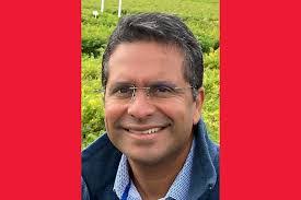 Dede Kolor's Instagram, Twitter & Facebook