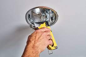 Each recessed lighting fixture is the perfect solution that comes with a j box and quick connectors for easy wiring, spring loaded clips for a flush to ceiling finish, and does not require any can… How To Fix Recessed Lights Spring Clips