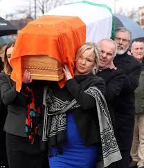 Queen Sends Message Of Condolence To Martin Mcguinness Widow Martin Mcguinness Ireland History Irish History