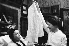 Mari viszont mátét szereti, aki nem akar a régi módon élni. A 82 Eves Torocsik Mari Legemlekezetesebb Pillanatai Zacc