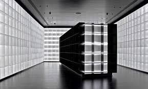 Liquid Store In A Dru Y State By Iksoi Design Studio Liquor Store Retail Store Design Bottle House