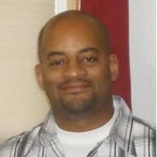 Hurley Davis (@24hurleyd)