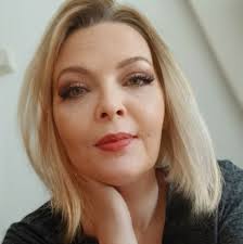 Danijela Maric in ‎خلک‎‎‎