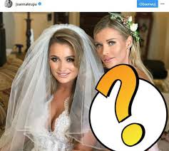 Do ostatniej chwili data i miejsce ślubu modelki były utrzymane w tajemnicy. Joanna Krupa Na Slubie Siostry Jej Suknia Naprawde Byla Brzydka Eska Pl