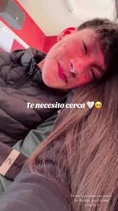 Carin Leon Como Hermanos