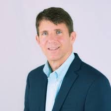 Cary Quinn's Instagram, Twitter & Facebook