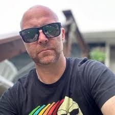 Shaun Robbins (@ShaunC_R)