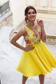 Yellow And Floral Midi Dress Vestidos Para Graduacion Cortos Vestidos Coctel Vestidos Amarillos Cortos