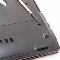 Un familiar me quiso ayudar y me lo formateó, pero desde entonces no me funciona el arriba y abajo del touchpad, que lo tiene a la derecha, ahora esa parte funciona como todo el cuadrado, sube y baja la flecha pero no se desplaza el contenido de la ventana.tan poco se ve en pantalla la subida o bajada del volumen. Asus A53 Laptop Memory Upgrade Asus A53 Laptop Memory Upgrade