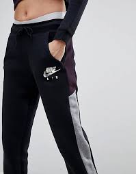 It debuted on the air. Nike Air Pantalon De Jogging Noir Et Bordeaux Asos