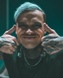 Sad that tour is over, but also happy to be home soon! 📸 Lennard Schmitt