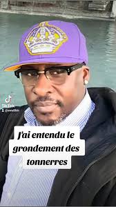 Titre: Guantanamo Auteur: Tutu Kaludji #tutukaludji #wengemusica #jbmpiana  #kinshasa🇨🇩 #brazzaville🇨🇬 #rumba