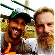 Howard Macpherson's Instagram, Twitter & Facebook