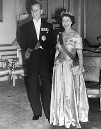Sa majesté la reine elizabeth ii est reine du canada. Pourquoi Le Mariage De La Reine Elizabeth Ii Et Du Prince Philip A Souffert Crumpe