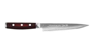 Only apply a light amount of downward pressure. 37116 Cutting Knife Yaxell Super Gou 15 Cm