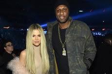 After khloe kardashian addressed why she chooses to edit and filter her photos, roz weston, graeme o'neil and keshia chante discuss during et canada live.sub. Khloe Kardashian Unfiltered Pool Photo Why The Unedited Image Is A Good Thing Evening Standard