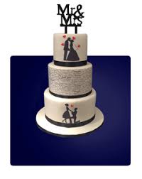 I pride myself on attention to detail in all aspects of your commission, we must work together to create your ideas for that one special day. Speciality Cakes Speciality Cakes
