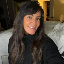 Are you or know anyone named KELLY? It's your day!! 💗