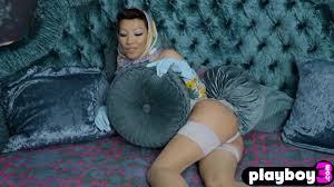 Big Boobs Asa Akira Exposing Sexy Body During Passion Striptease Action -  EPORNER