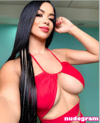 Anakarina Millan  anakarinamillan93  anakmm Nahé uniklé OnlyFans foto 1  - Nudogram v2.1