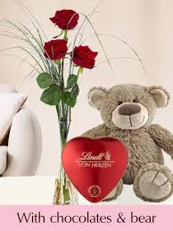 It's easy!) inside the glass i put milk chocolate kisses. Three Red Roses With Vase Lindt Heart And Teddybear
