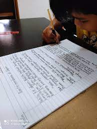 Salah satu yang populer dan diyakini sekarang ini malah mencari tahu apa arti makna lukisan ikan koi ini. Kanak Kanak Darjah Tiga Viral Tulisan Cantik Warganet Teruja Ibu Ini Kongsi Tip Keluarga