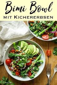Bimi Mit Gerosteten Kichererbsen Tahin Dressing Elle Republic Rezept Rezepte Kichererbsen Gerostete Kichererbsen